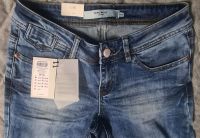 Moda Damen Jeans Modell One Slim Fit W 28.29.30/L34. Neue. Köln - Porz Vorschau