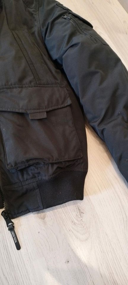 Dicke Jacke gr XS neu in Peine