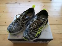 Neu! PRIMIGI Sneaker Gr. 30 grau weiß neon Turnschuh Sport Schuhe Baden-Württemberg - Görwihl Vorschau