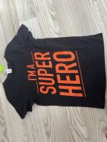 Neu T Shirt für Junge gr 122 super hero Nordrhein-Westfalen - Greven Vorschau