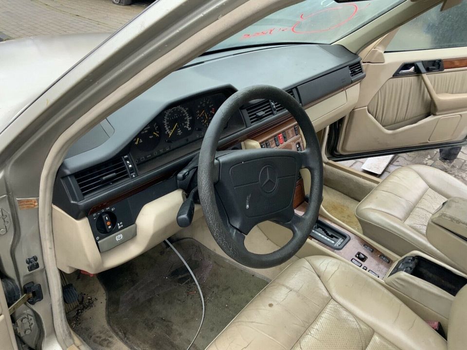 Mercedes Benz W124 E320,Alle Ersatzteile ab1€,Farbe:702 rauchsilb in Havixbeck