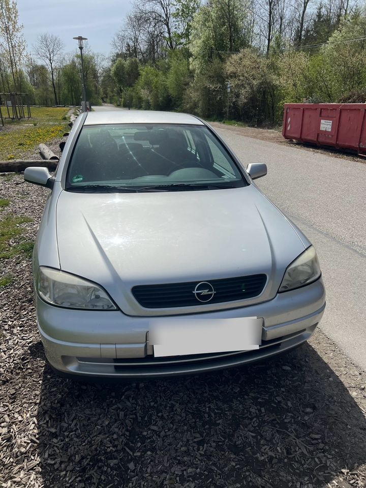 Opel astra in Ismaning