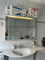 Großer Oberschrank mit Spiegel - Badezimmer Hessen - Raunheim Vorschau