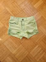 Kurze hose shorts gr. 122 Dresden - Blasewitz Vorschau