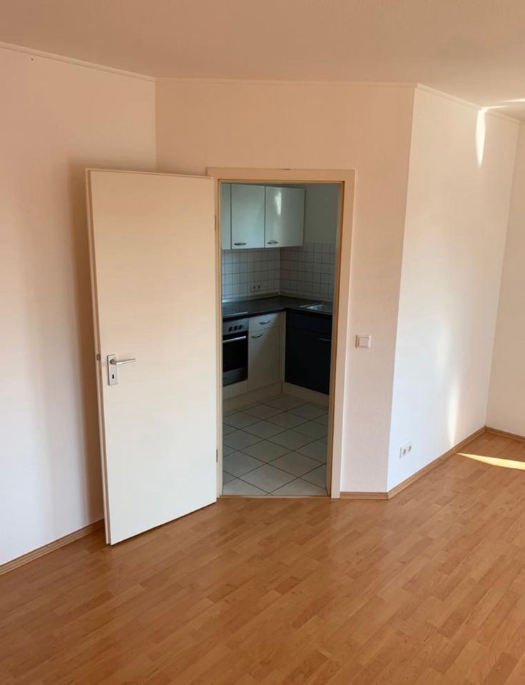 Helle 3 Zimmer Wohnung in Frankfurt Bergen-Enkheim zu vermieten in Frankfurt am Main