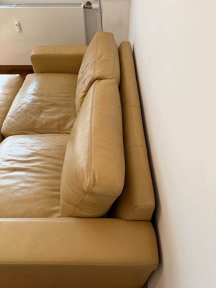 Mathes Sofa Couch mit Ottomane aus Leder in Aachen