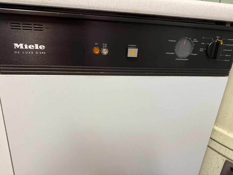 Miele Geschirrspüler G 540i Ersatzteilspender in Postbauer-Heng