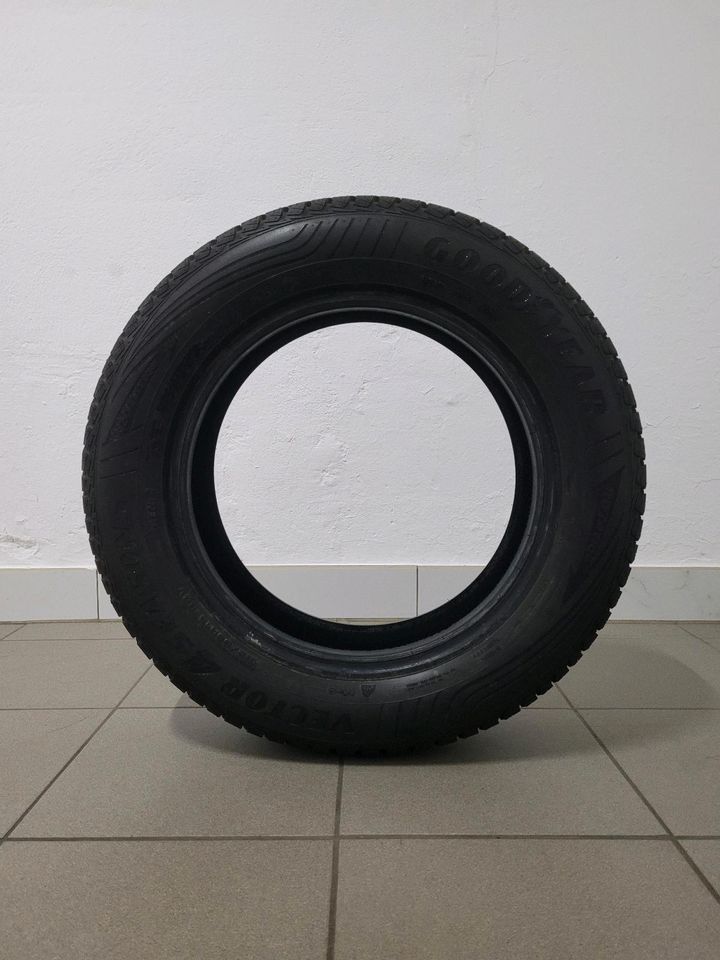 1 x Allwetterreifen 185 65 R15 GOODYEAR 8mm 2019 in Wuppertal