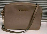 Michael Kors Handtasche goldene Details *original* Nordrhein-Westfalen - Ratingen Vorschau