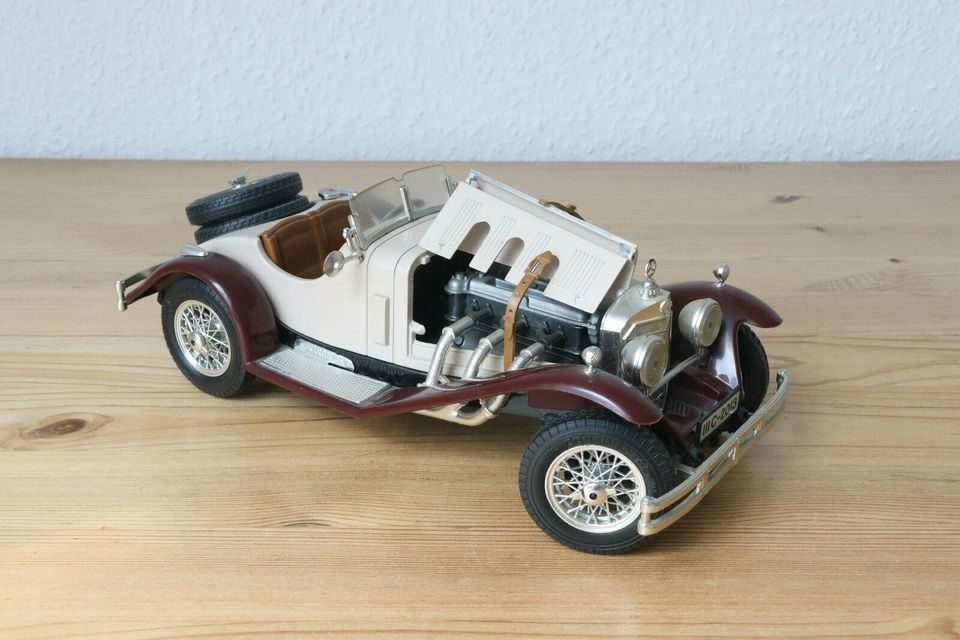 Mercedes Benz SSK (1928) Modell 1:18 beige / braun Burago in Fürth