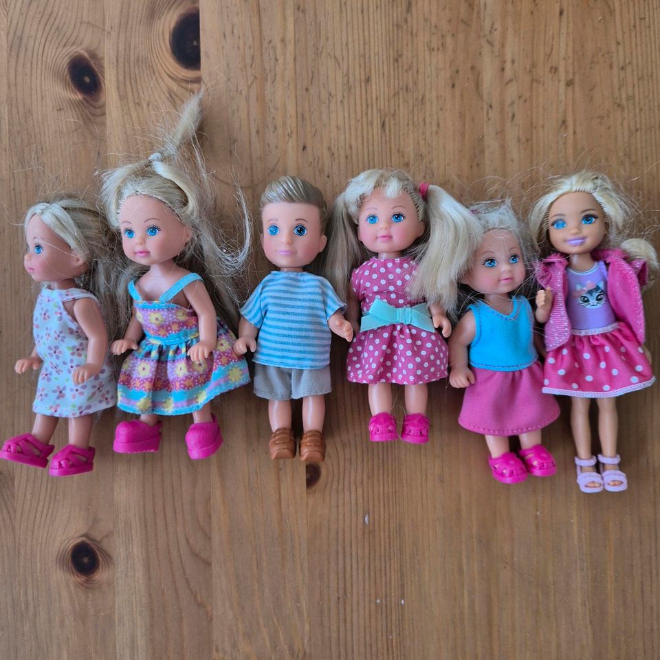 6 Barbie-Kinder, Puppenkinder in Ober-Ramstadt