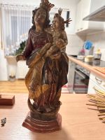 Holzgeschnitzte Madonna mit Kind,Christus Bayern - Karlsfeld Vorschau