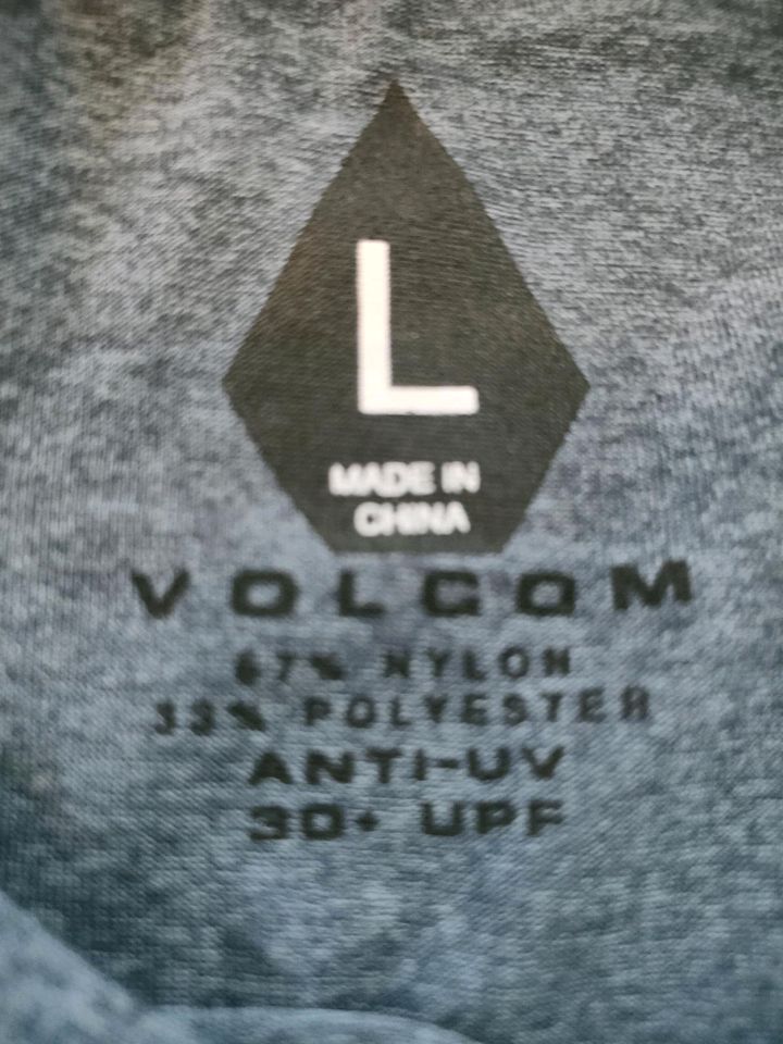 VOLCOM L *Neu* UV Shirt Surf Langarm-Shirt ä. Vans Rip Curl RVCA in Herrieden