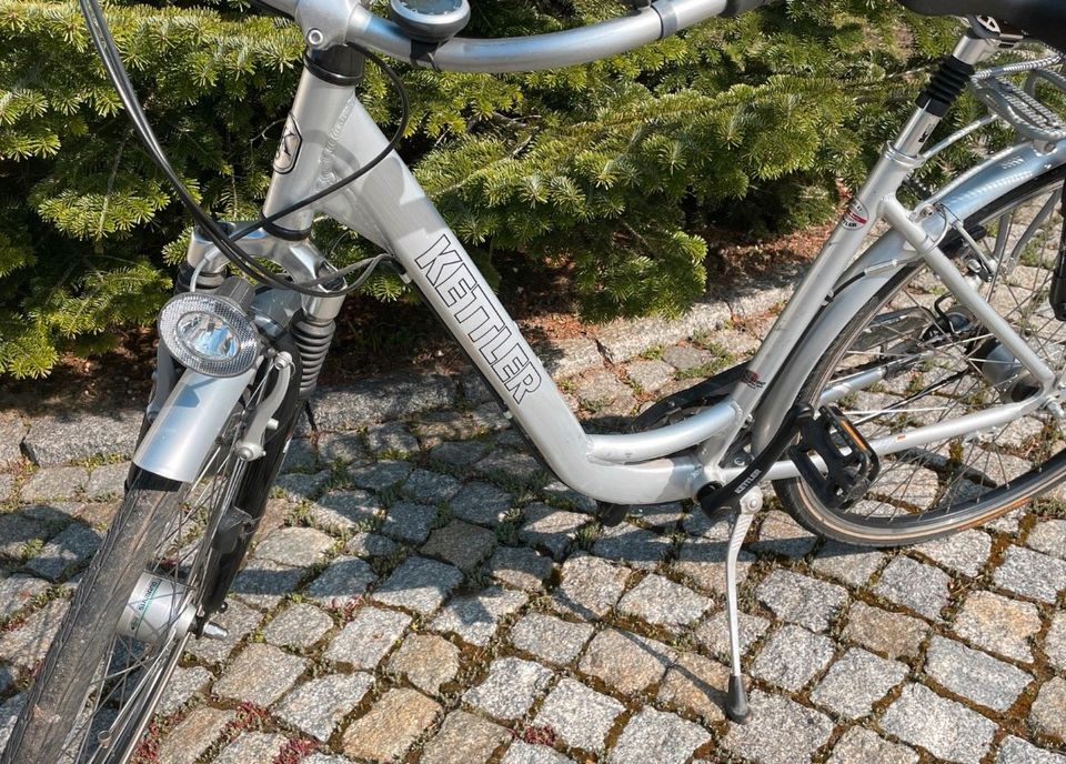 Kettler Damenrad 28 Zoll 5 Gang Narbenschaltung in Königsbrück