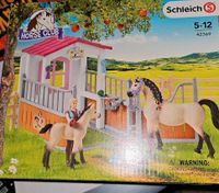 Pferdebox mit Arabern und Pferdepflegerin Schleich Horse Club 423 Sachsen - Herrnhut Vorschau