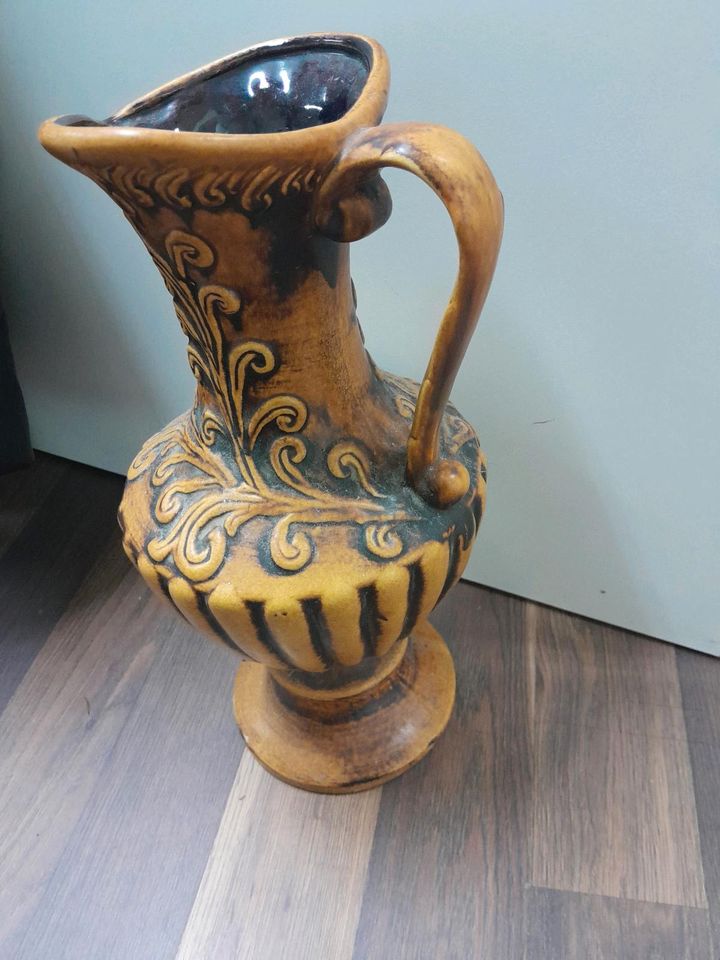 Alte vase... in Finnentrop