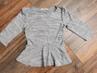 Shirt Volant h&m 134 /140 Nordrhein-Westfalen - Sundern (Sauerland) Vorschau