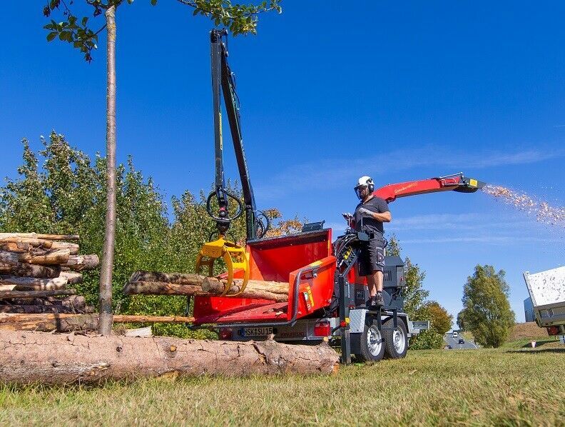 Ufkes Greentec Cheetah 30/80 3,5t Holzhacker Holzhäcksler in Sundern (Sauerland)