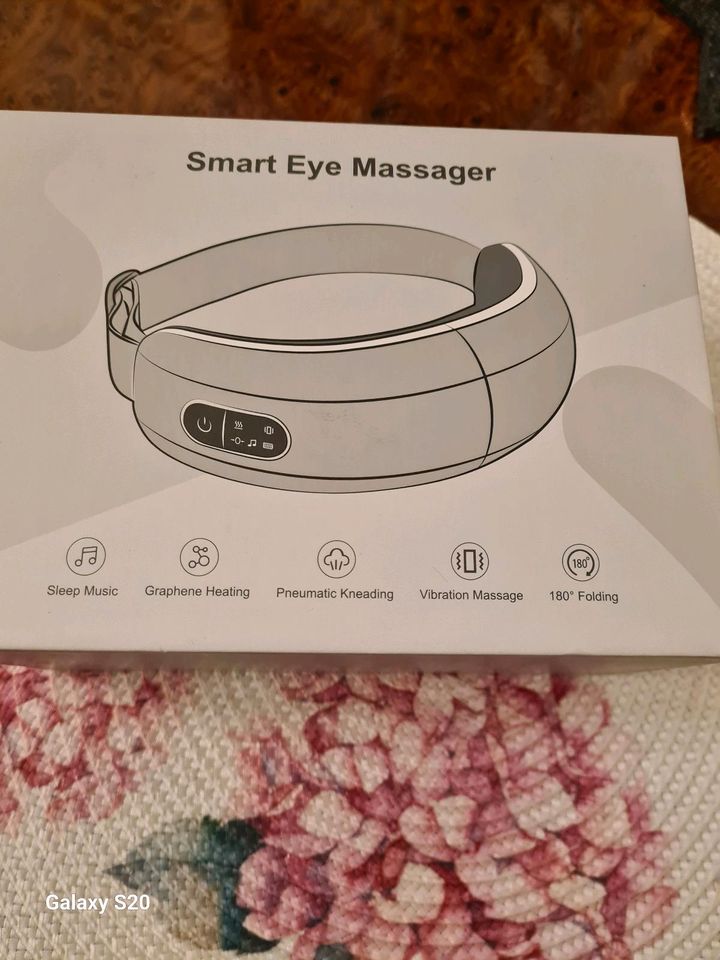 Smart Eye Massager in Berlin