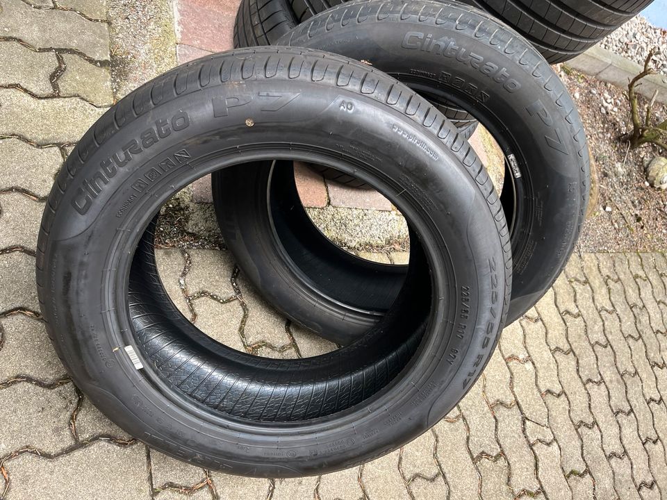 2 Stück Sommerreifen Pirelli Cinturato P7 225 / 55 R17 97Y in München