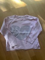 H&M Pullover rosa Herz Gr. 122/128 Bayern - Markt Schwaben Vorschau