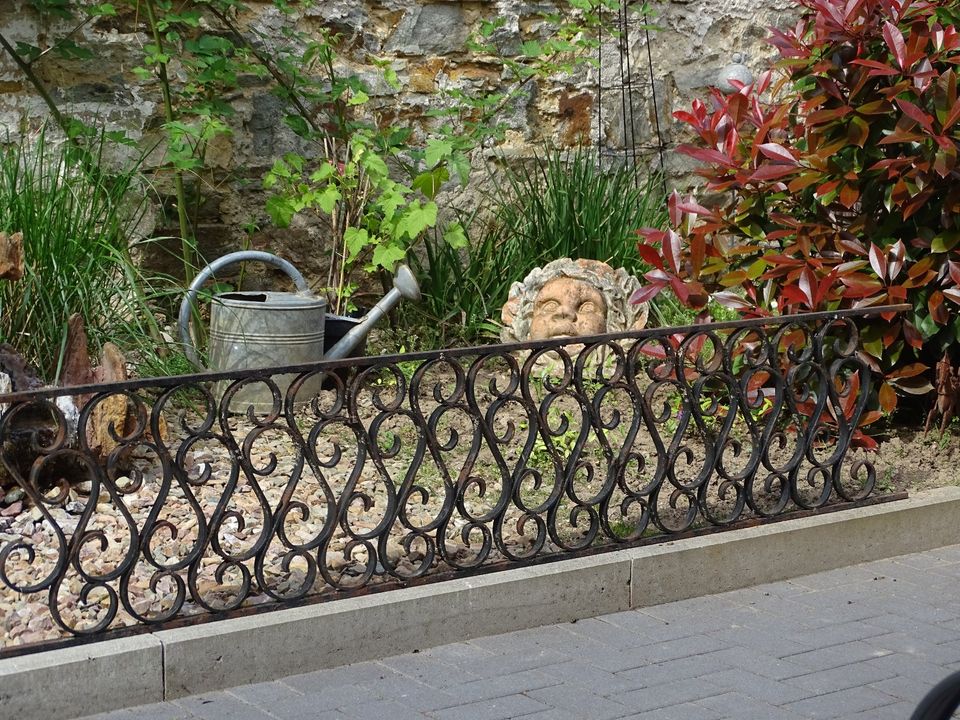 Zaunelement Zaunfelder Metallzaun Eisenzaun Charme aus Frankreich in Wiesbaden