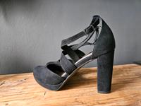 Pumps High Heels 39 schwarz Niedersachsen - Oyten Vorschau