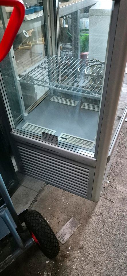 Kühlschrank kühlvitrine Vitrine tecfrigo prisma in Schülp