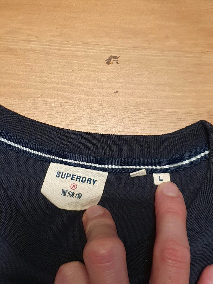 T-Shirt Superdry L dunkelblau in Essen