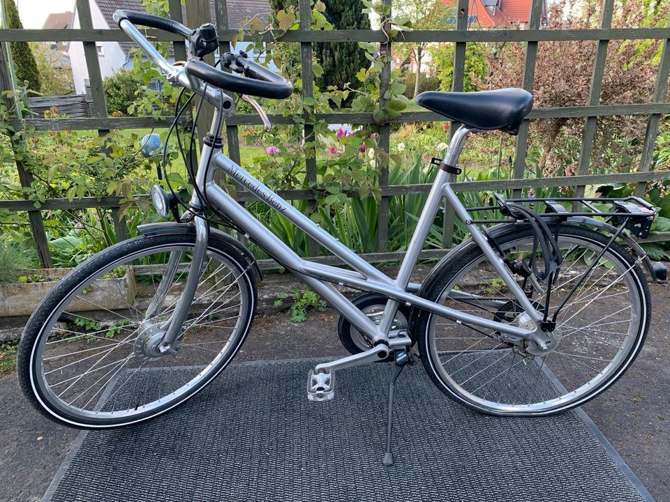 Mercedes Benz Alufahrrad 26 in Kassel