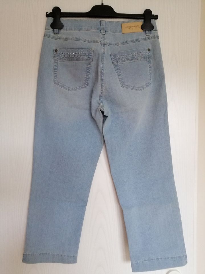 Jeans 7/8 Stretch hellblau Gerry Weber Romy Gr. 36, NEU in Bessenbach