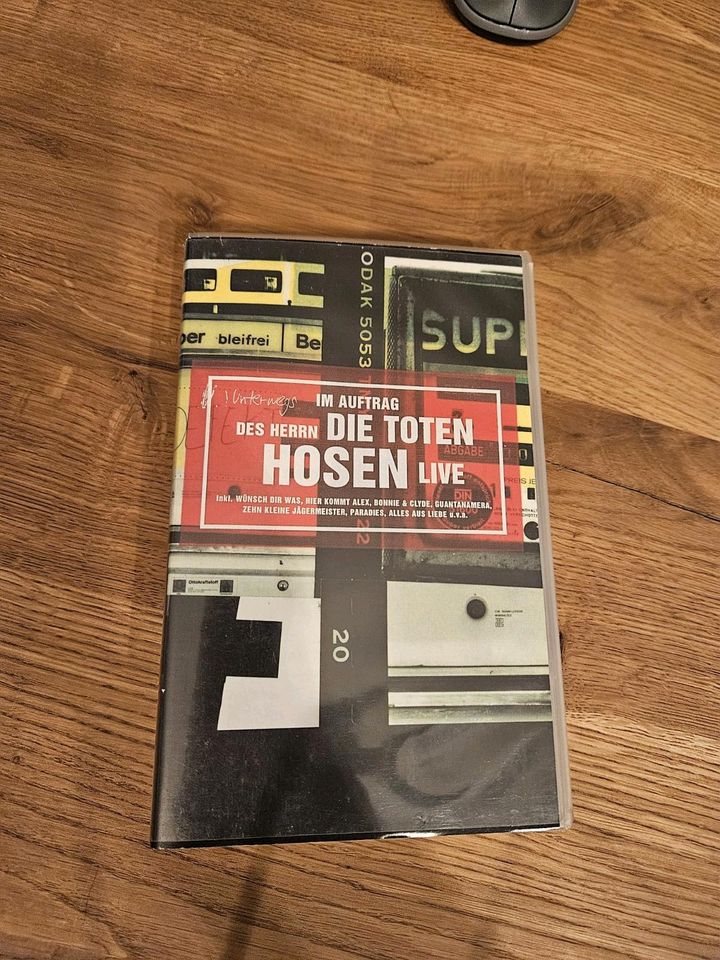 Die Toten Hosen "Im Auftrag des Herrn" VHS in Wehringen