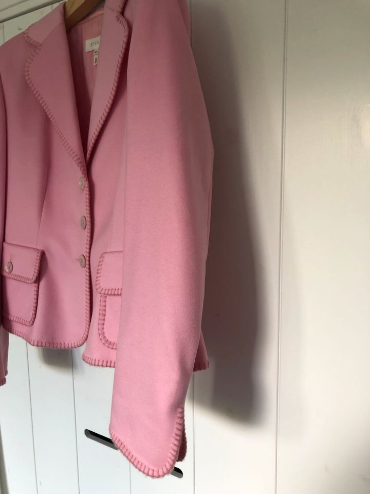 Escada Kaschmir Blazer Größe 40 Rosé Piacenza Cashmere in Hamburg