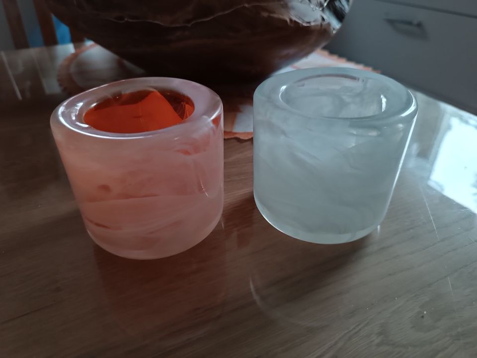 Windlichter 4 mal orange/2 mal weiss Glas,Teelichthalter Stück 3€ in Veilsdorf