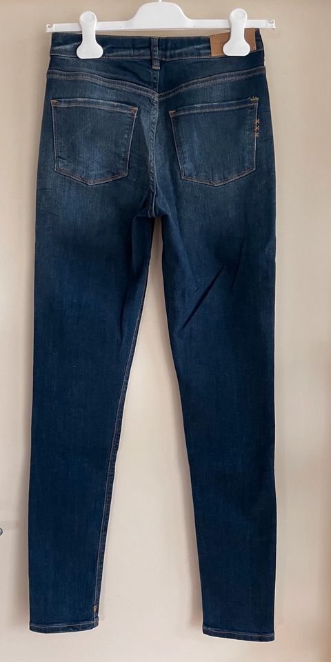 Jeans • Scotch & Soda Haut High Rise Skinny Jeans Blau 27/30 in Freiburg im Breisgau