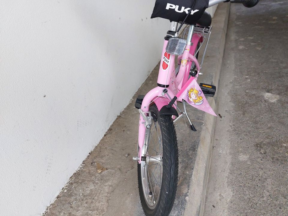 Puky 16 Zoll Kinderfahrrad Alu Prinzessin Lillifee in Düsseldorf