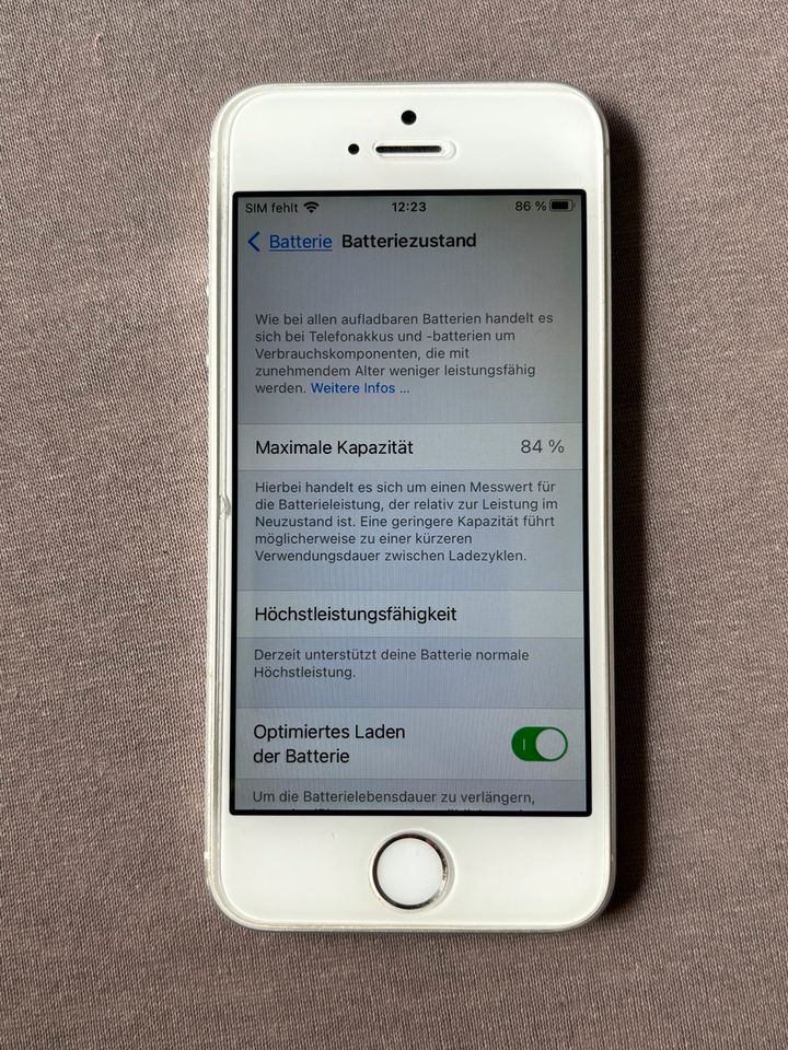 Apple iPhone SE (2016), 64GB, silver in Bad Iburg