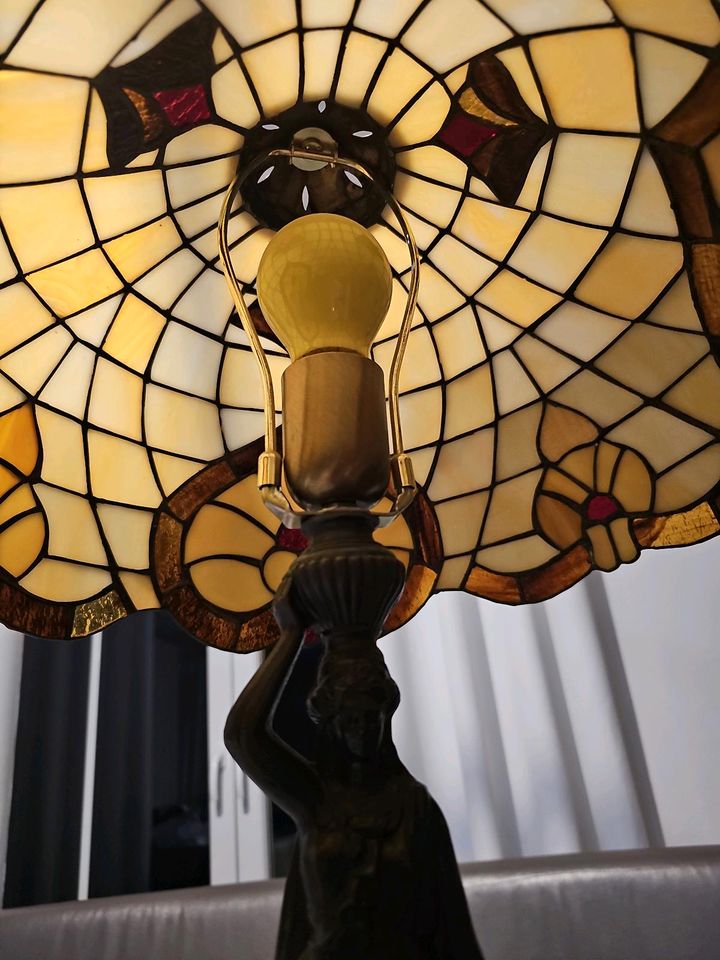 Tischlampe Stehlampe Lampe Tiffany Vintage in Neumünster