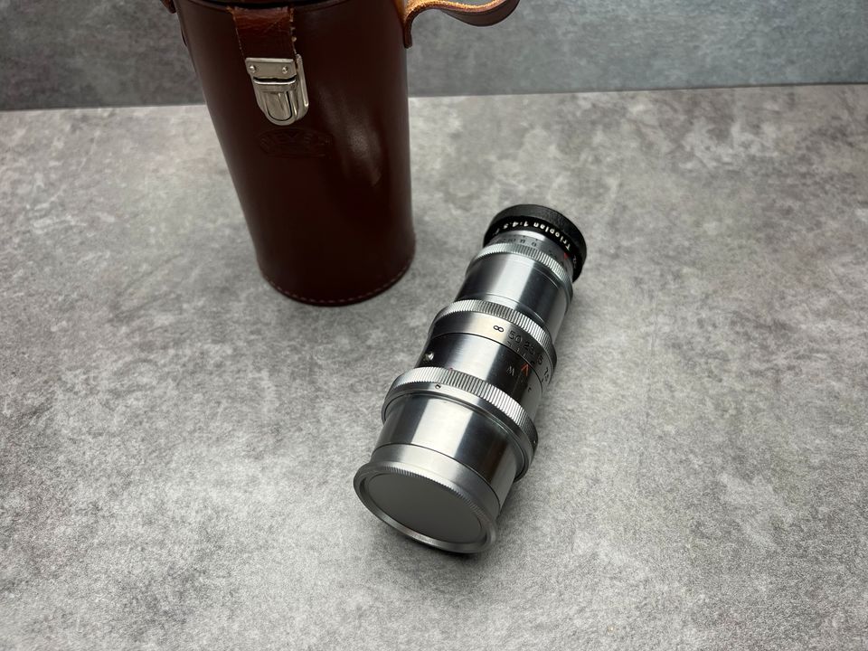 Meyer Görlitz Trioplan 1:4,5 12cm 120mm Objektiv mit Leica E39 in Hohenau