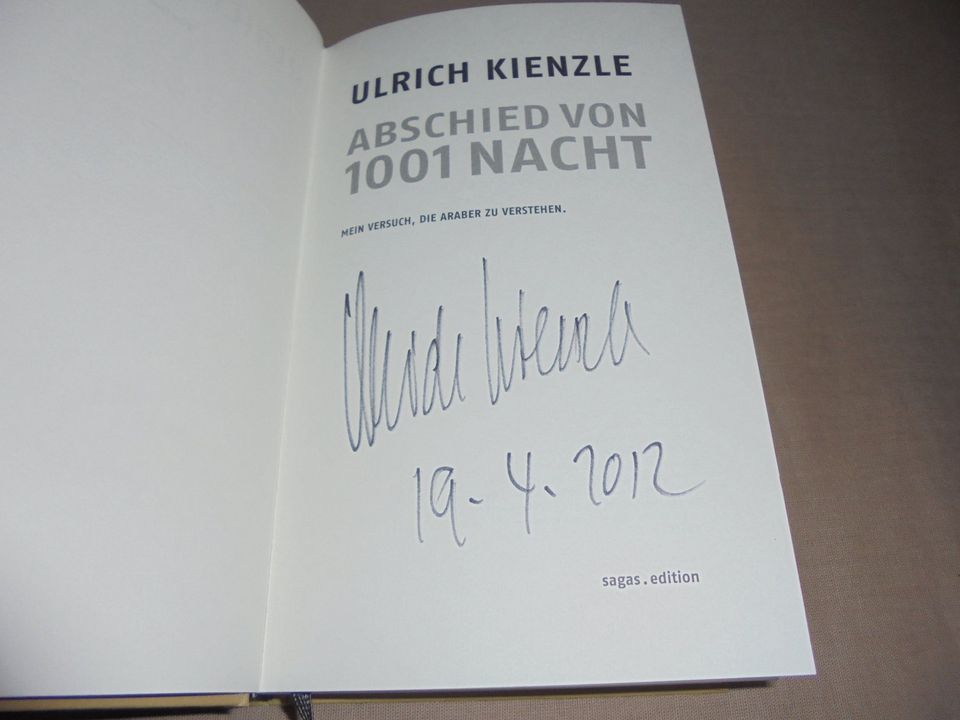 Signierte, gewidmete, numerierte, limitierte Bücher- 66 Bücher in Berlin