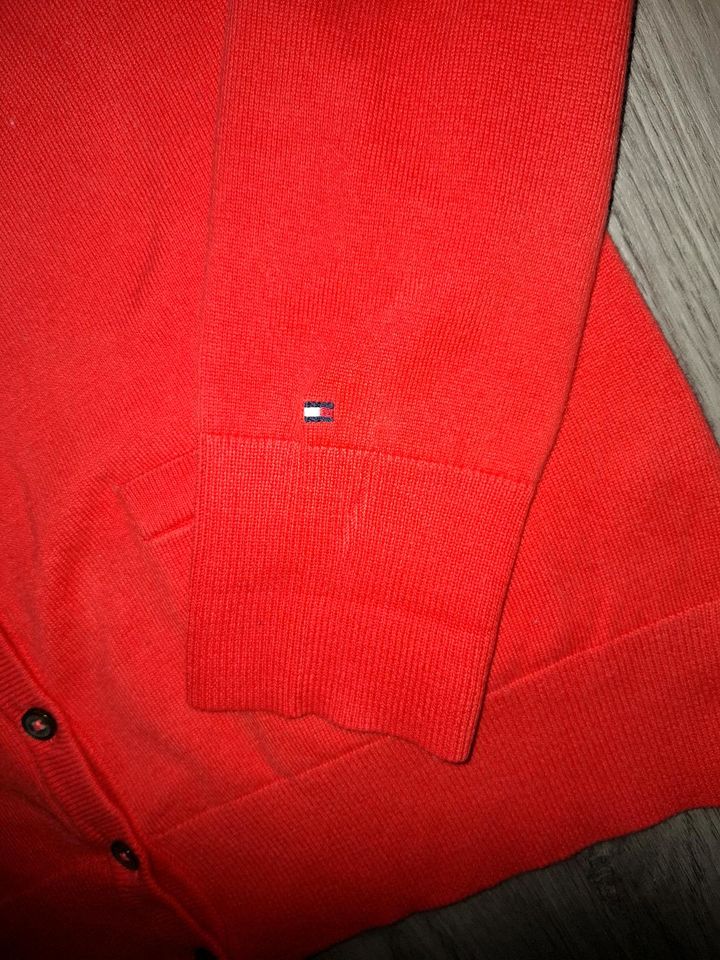 Tommy Hilfiger Cardigan Gr M in Isernhagen