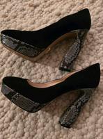 Prada Highheels Größe 37 Nordrhein-Westfalen - Troisdorf Vorschau