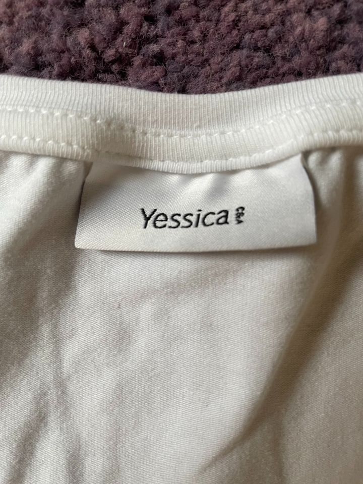 T-SHIRT Yessica von C&A, 56/58, unbenutzt, in Bremen