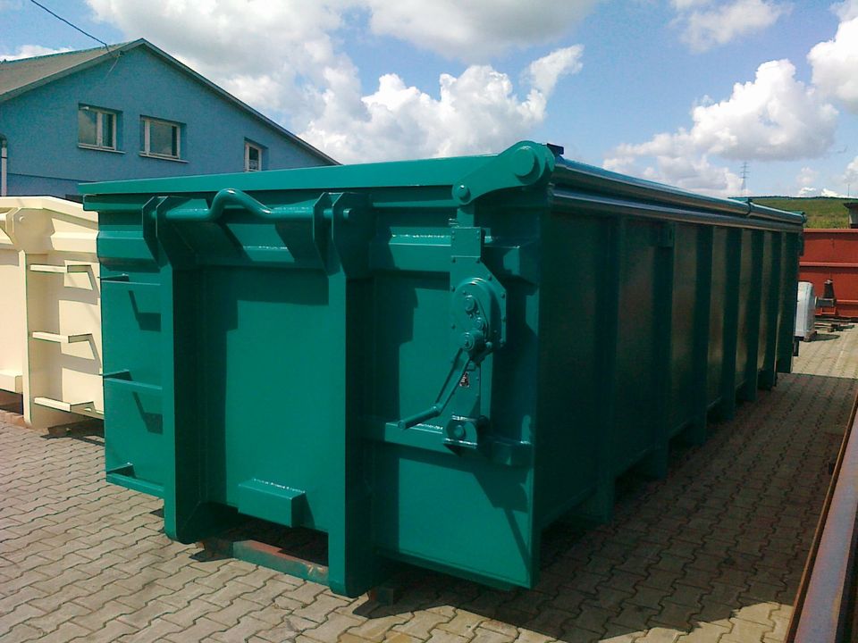 Abrollcontainer mit Stahldeckel und Winde - alle Größen in Sontra