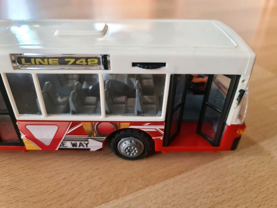 Dickie Toys Linien Bus City in Hermsdorf