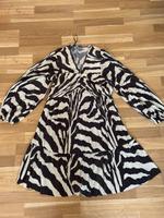 Sommerkleid H&M schwarz/weiß L Nordrhein-Westfalen - Recklinghausen Vorschau
