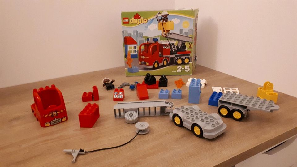 Löschfahrzeug von Lego duplo 10592 komplett mit Originalverpackun in Neu-Isenburg