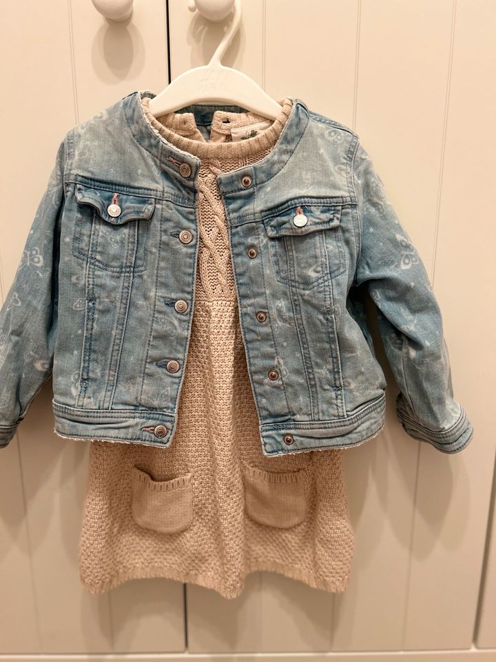 Jeansjacke Übergangsjacke Gt.98 , C&A mit oder ohne Kleid in Jünkerath