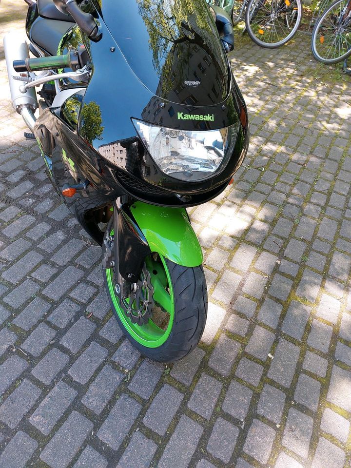 Kawasaki Ninja ZX-6R ZX600G in Berlin