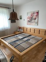 Doppelbett massivholz mit höhenverstellbaren Lattenrost Niedersachsen - Schortens Vorschau